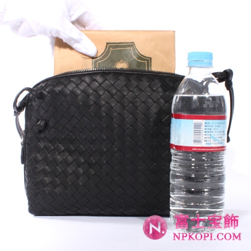 【2010年秋冬モデル】Bottega Veneta/ボッテガ・ヴェネタ  ラムスキン ショルダーバッグ ブラック 245354V00168175